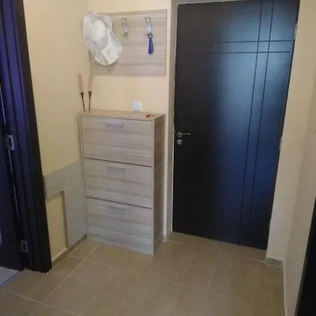 вила астория 2 Apartment *